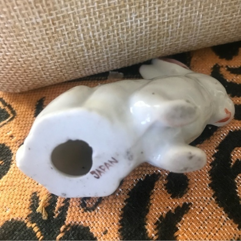 Sponge Painted Tiny Pottery Rabbit - Picture 3 of 5